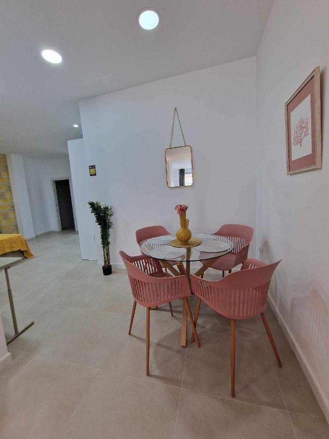 Moderno Apartamento 3 En Calle Marmoles Malaga Exterior photo